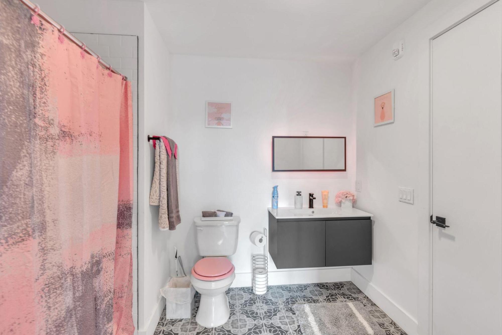 Apartament Pink Heaven Indoor Pool, Free Parking, Near Nyc Elizabeth Zewnętrze zdjęcie